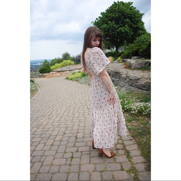 Tea Time Dress - Ivory - Picture 2 of 5